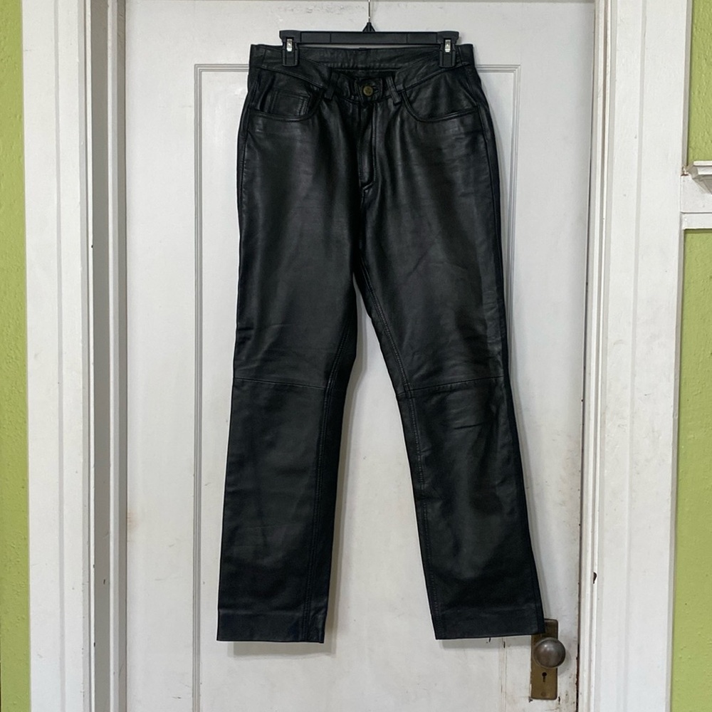 BLACK LEATHER PANTS